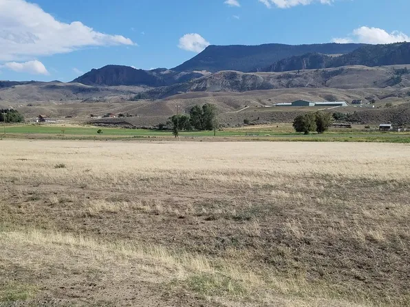 116 Stillwater Dr #21, Cody, WY 82414