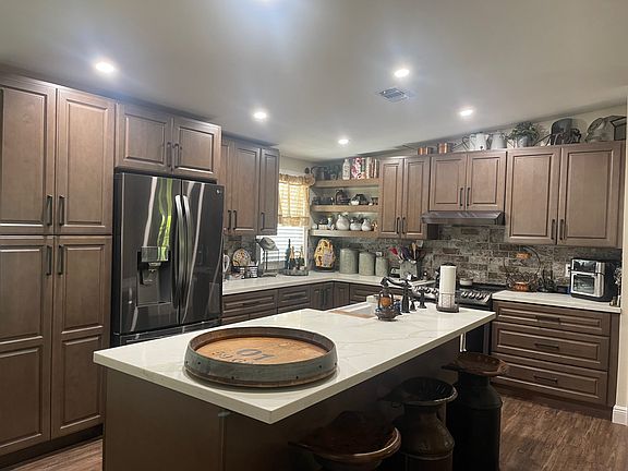5th image of 256 Bimini Cay Cir