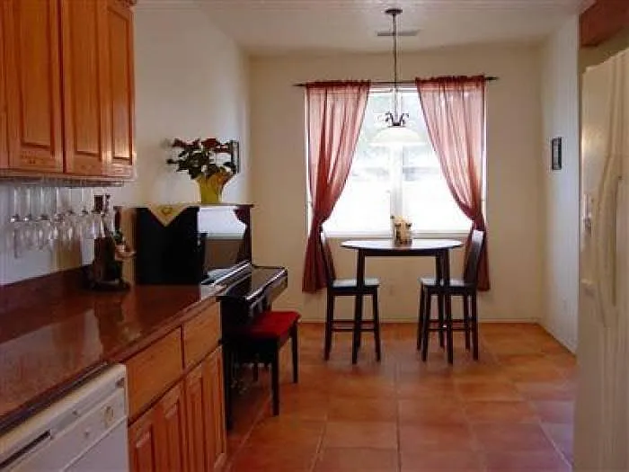 4824 Sun Cove Rd NE — Photo 4