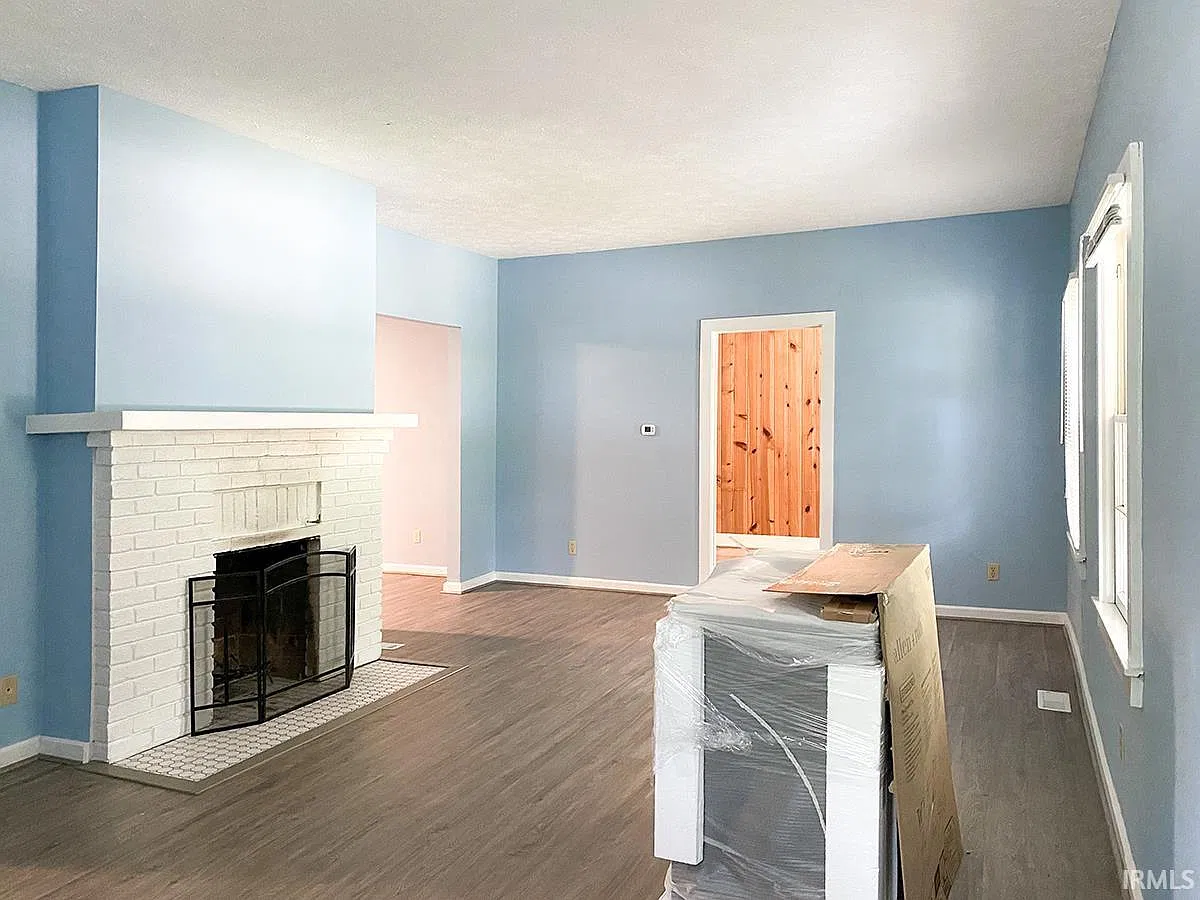 3 bed, 2.0 bath, 1792 sqft, $3,100 — Photo 4