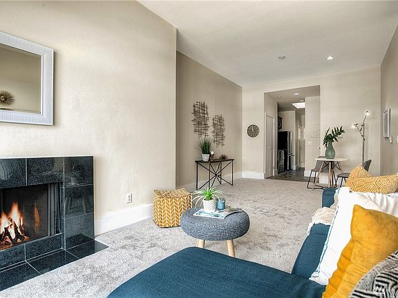 5th image of 1504 Aurora Ave N APT 510