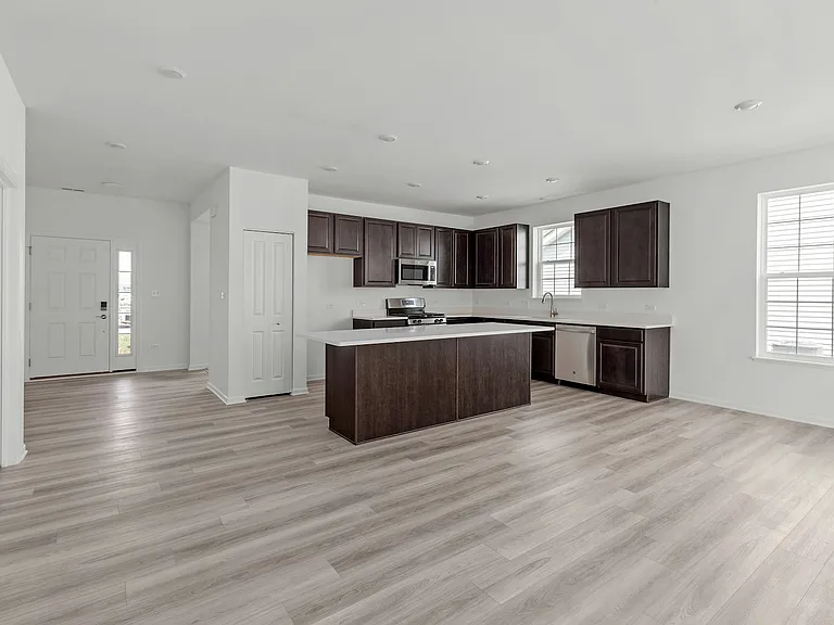 11067 Thomas St — Photo 3