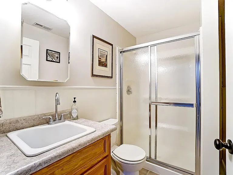 9766 Cobblewood Ct — Photo 20