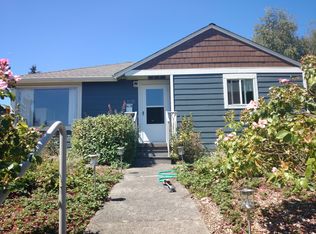 8115 32nd Ave SW, Seattle, WA 98126