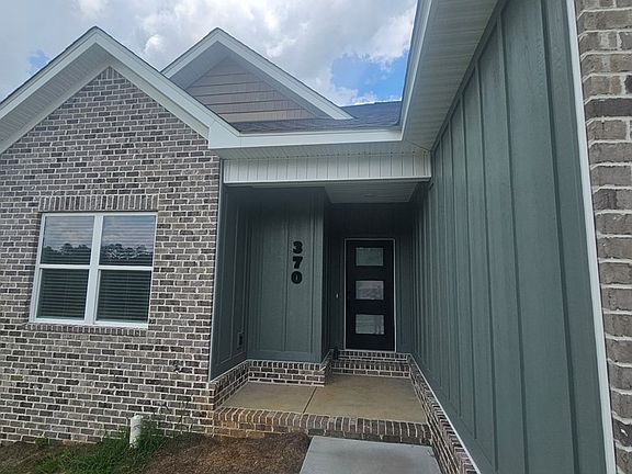 2nd image of 370 Spruce Ln