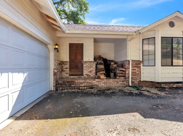 3305 Granada Dr, Cameron Park, CA 95682