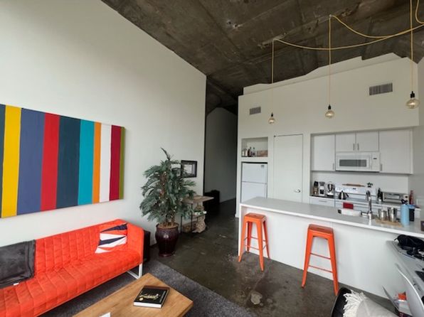 1721 Walnut St APT 307
