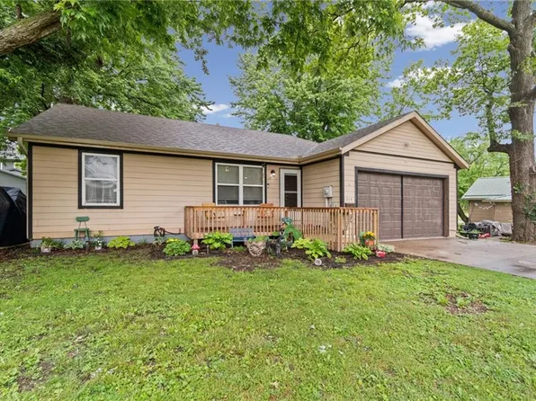 504 Wellington St, Richmond, MO 64085