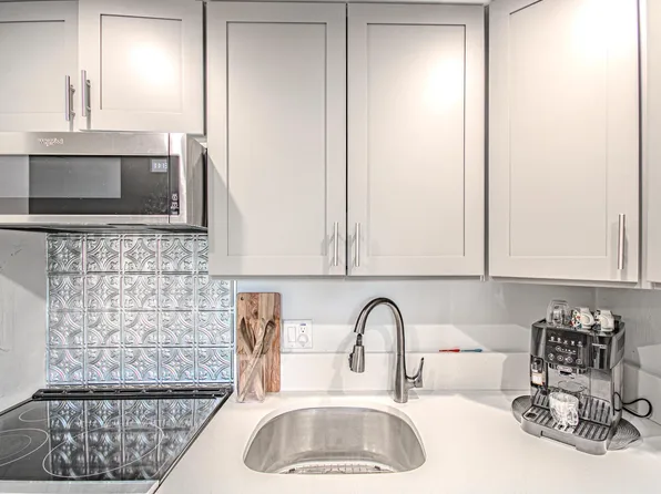 660 Glouchester St #106, Boca Raton, FL 33487