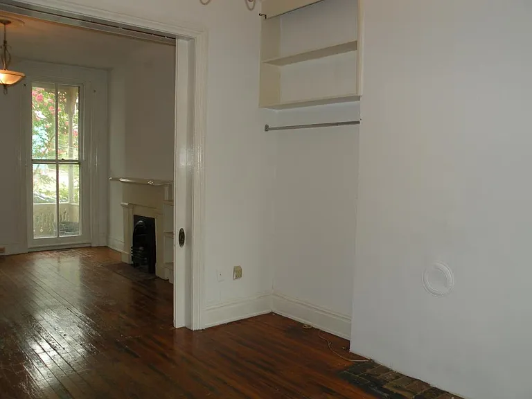 105 S Pine St — Photo 25