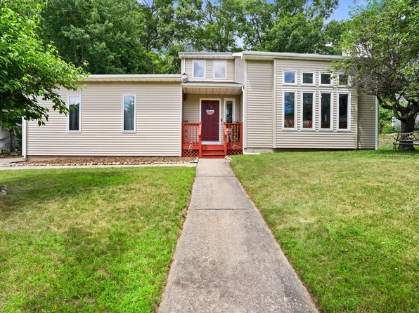 5 Legion Road, Seymour, CT 06483