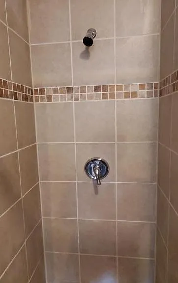 4135 S Compton Ave — Photo 24