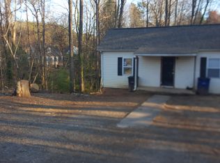 1090 Heitman Ct, Winston Salem, NC 27107