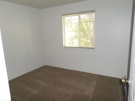 4th image of 63 Northridge Ter APT 29