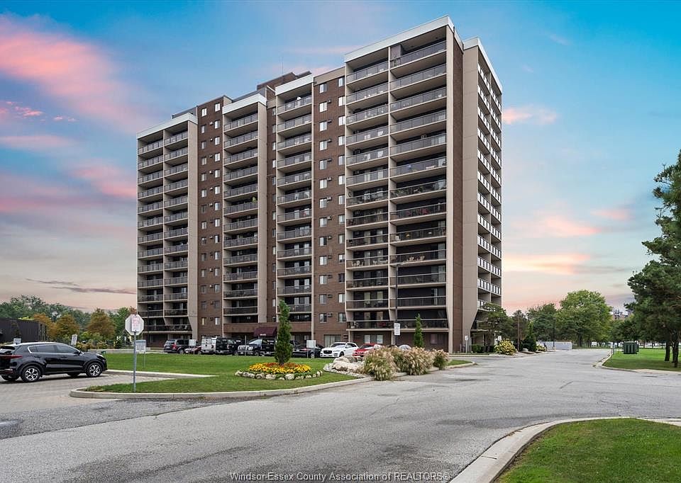 1st image of 9099 Riverside Dr E #907