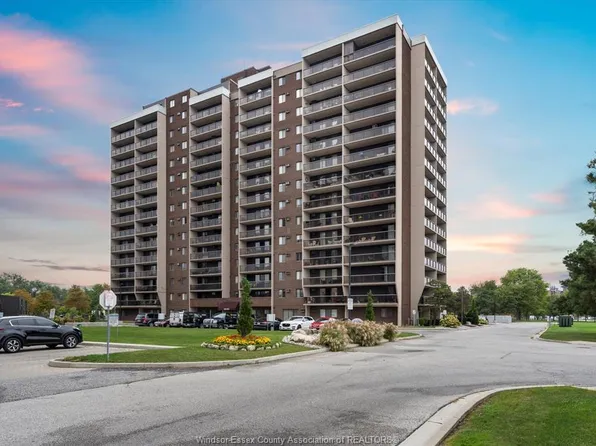 9099 Riverside Dr E #907, Windsor, ON N8S 4R1