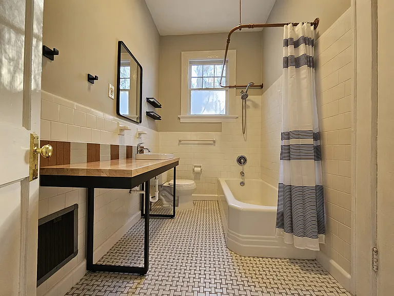 1101 Ott St — Photo 15