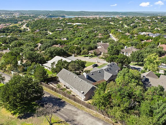 3rd image of 107 Schooner Dr