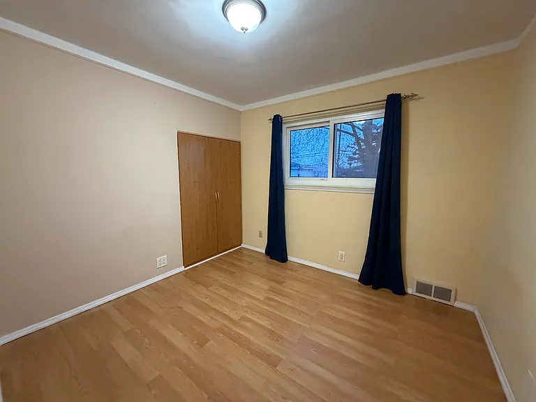 25125 Campbell Ave — Photo 3