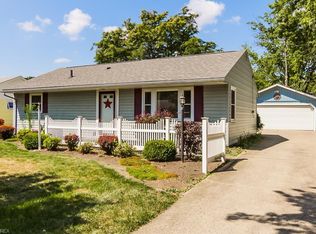 962 N Pasadena Ave, Elyria, OH 44035