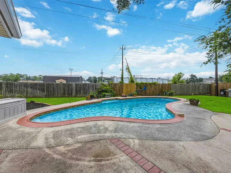 1003 Misty Lea Ln — Photo 29