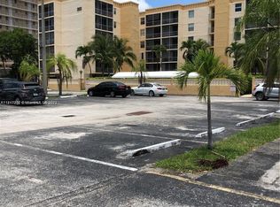 2935 NE 163rd St APT 3G, North Miami Beach, FL 33160