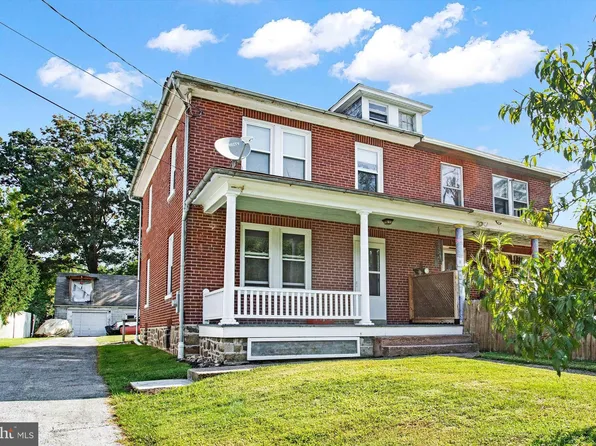 1421 Old River Rd, Birdsboro, PA 19508