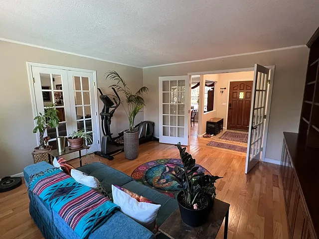 150 Moll Dr — Photo 7