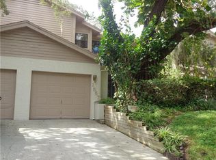 1867 Whispering Way, Tarpon Springs, FL 34689
