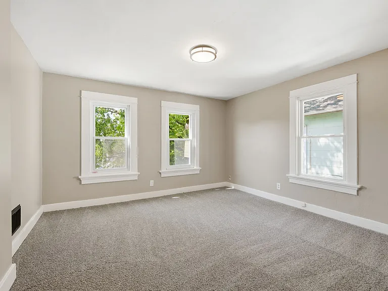 1119 Superior Ave #1119 — Photo 17