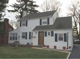 132 E 5th Ave, Roselle, NJ