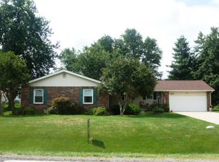 525 W Forsyth Rd, Forsyth, IL 62535