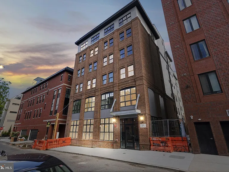209 New St #6A — Photo 23