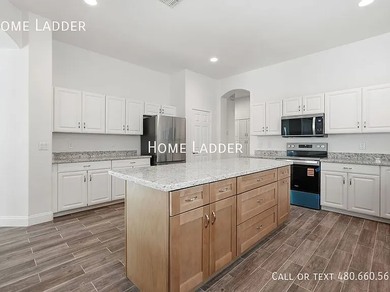 5080 S McClelland Dr — Photo 8