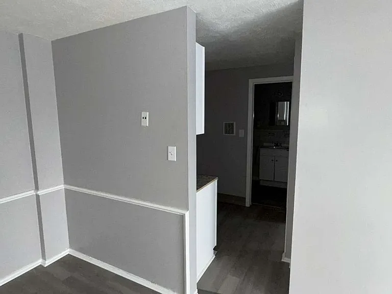 13420 Euclid Ave — Photo 48