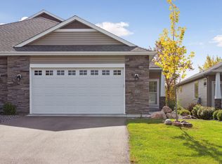 6111 Boulder Ridge Dr, Rockford, MN 55373