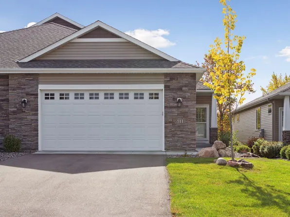 6111 Boulder Ridge Dr, Rockford, MN 55373