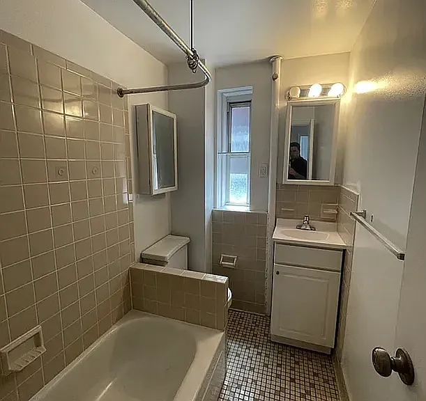 725 11th Ave #5C — Photo 8