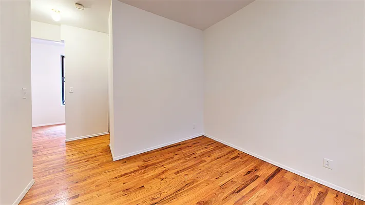 Rented by Bond New York | media 3