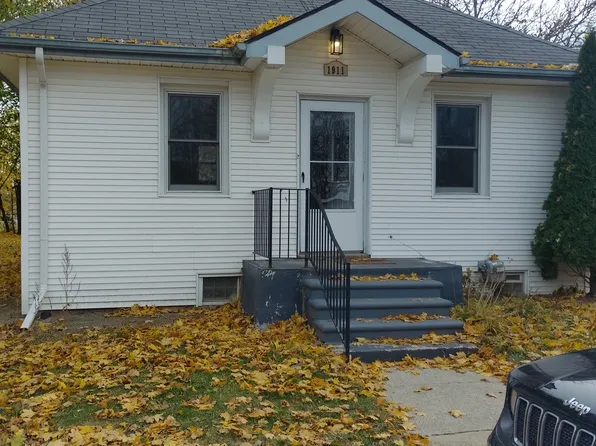 Wayside Park - 1911, 1911 Wayside Park, Rochester, MI 48307