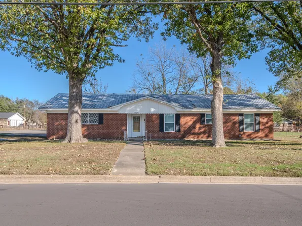 1200 Carter St, Sulphur Springs, TX 75482