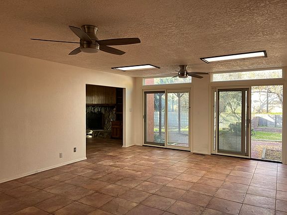 5th image of 14209 Marquette Dr NE