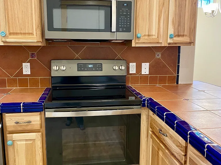 415 E Ashurst Ave — Photo 8