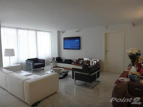 2nd image of 1915 Brickell Ave #1006C
