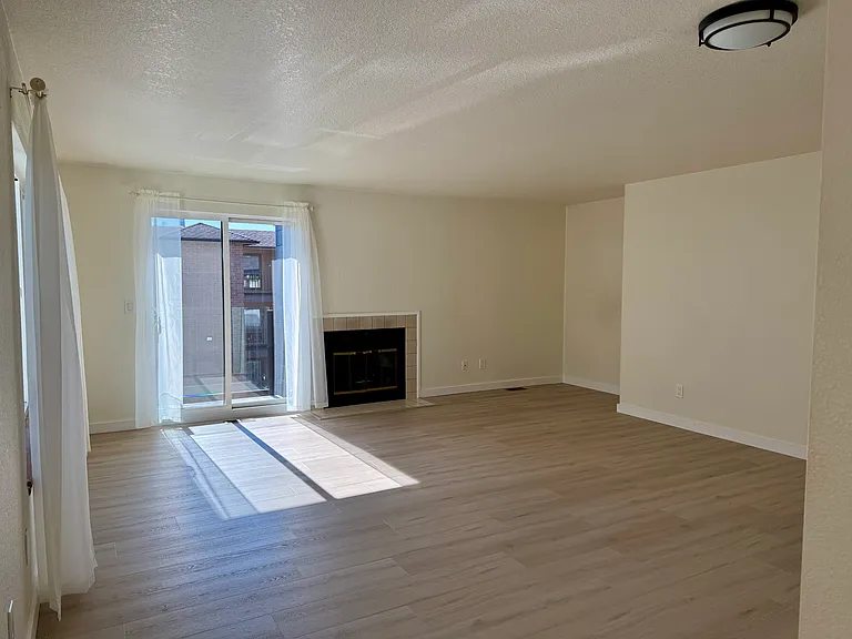 520 Pine St #204 — Photo 1