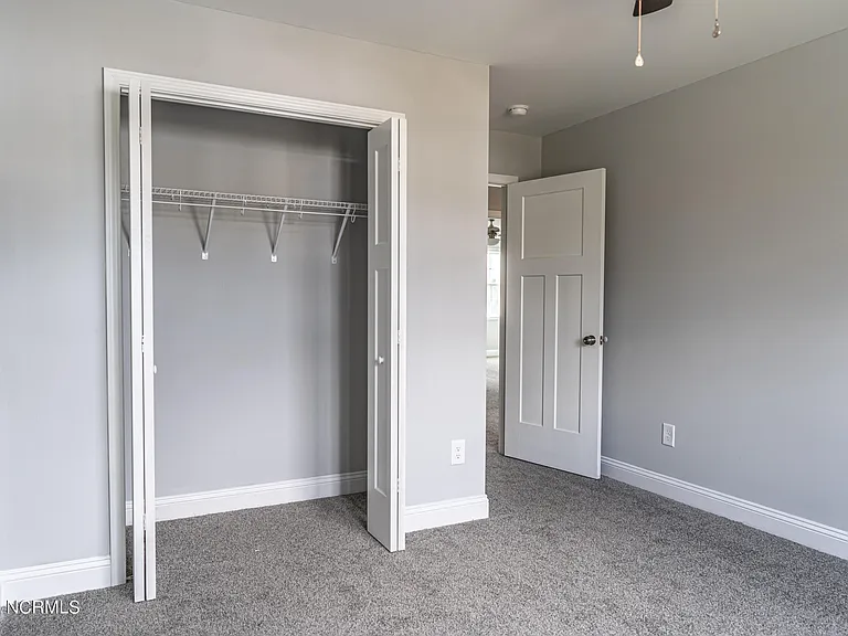 1060 W New York Ave — Photo 18
