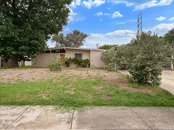 2nd image of 2226 ELAND DR
