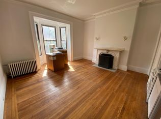 98 Charles St APT 3, Boston, MA 02114
