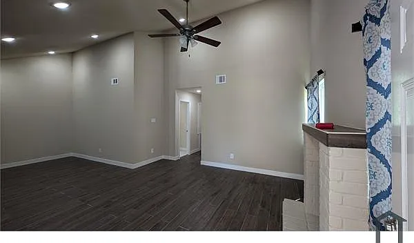 3735 Varla Ln