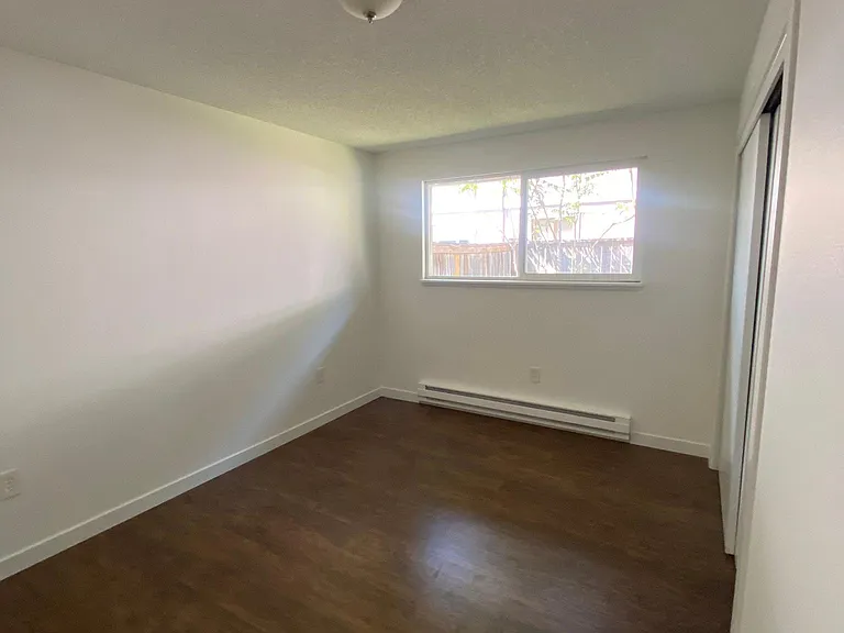 4030 S Warner St — Photo 1